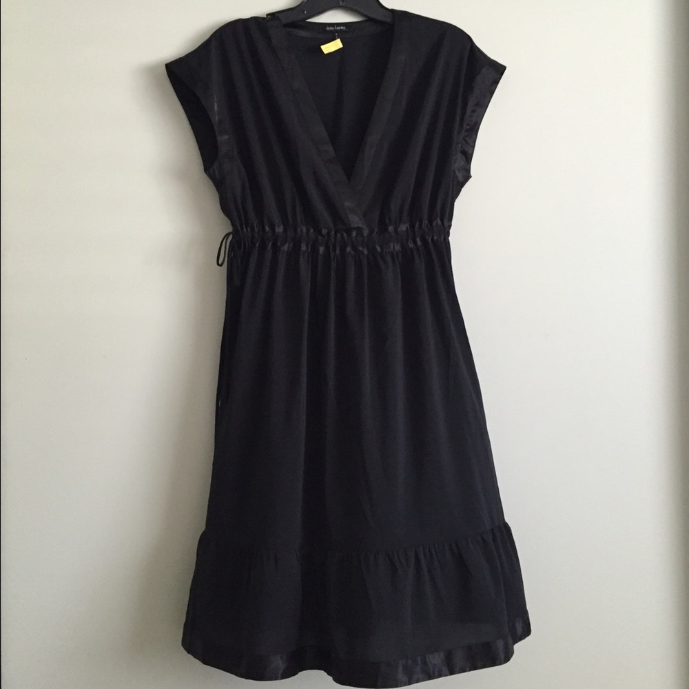 Daisy Fuentes little black dress